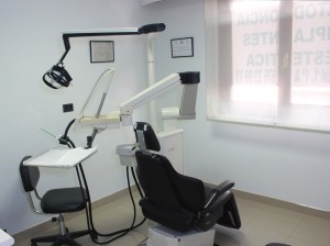 sala-de-espera-clinica-serrano-del-valle-2